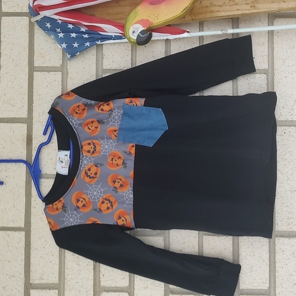 Pumpkin 🎃 shirt - Picture 3 of 10